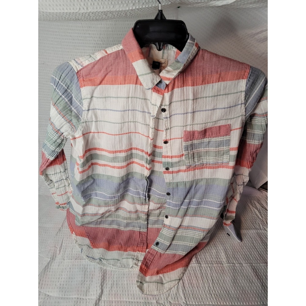 Womens Universal Thread Small, Red, white blue stripes Long Sleeve button-up